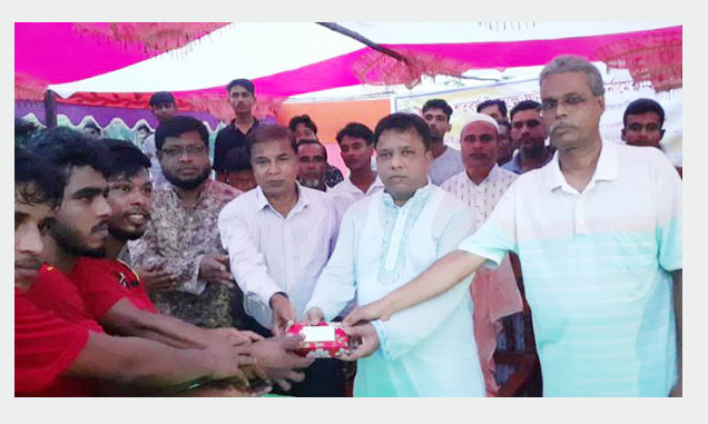 কাঠালিয়ার আমুয়ায় মুজিব বর্ষে ফুটবল টুর্নামেন্ট