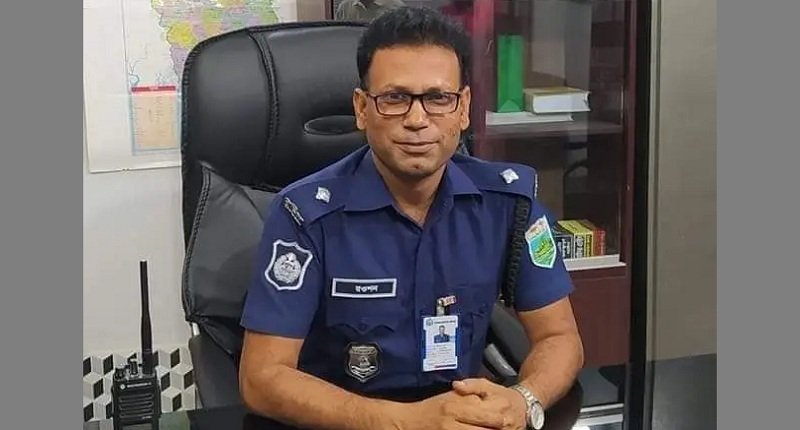 আদালত ‘এক টাকা’ জরিমানা করলেন ওসিকে