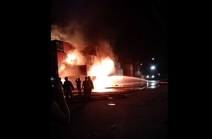 চট্টগ্রামের সীতাকুণ্ডের কনটেইনার ডিপোতে অগ্নিকান্ডে মৃত্যু তিন ও আহত দেড় শতাধিক