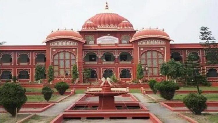১০০ নম্বরের মধ্যে ১৫১ পেয়েছেন এক পরীক্ষার্থী