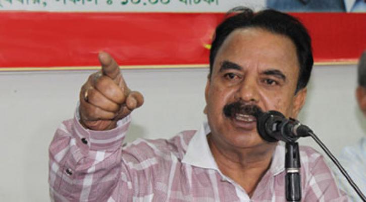 দেশের ১০ লাখ কোটি টাকা পাচার হয়েছে বিদেশে : গয়েশ্বর