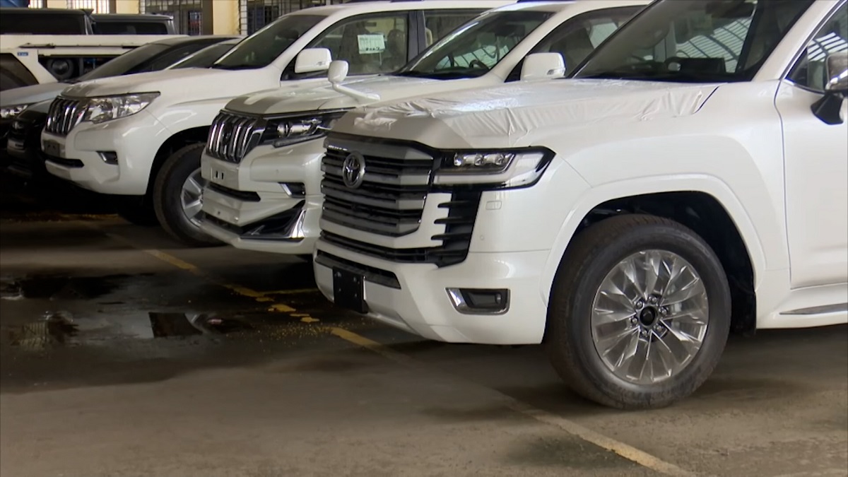 ৭৯টি বিলাসবহুল গাড়ি নিলামে উঠিয়েছে চট্টগ্রাম কাস্টমস