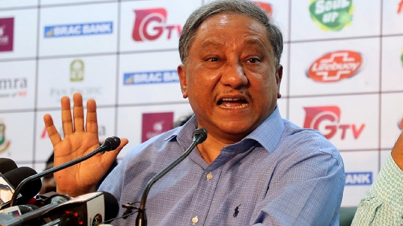 একটুর জন্য জ্ঞান হারাননি পাপন!