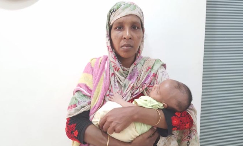 ২ মাসের শিশুকে যে কারণে দত্তক দিতে বাধ্য হয় মা