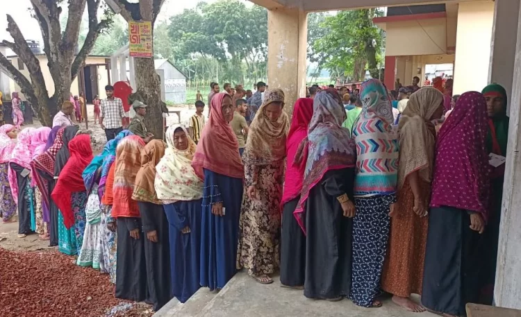 গাইবান্ধা-৫ উপ-নির্বাচনে ভোটগ্রহণ শুরু হয়েছে