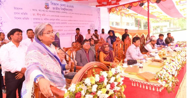 সব বিশ্ববিদ্যালয়ে একটি পরীক্ষায় হবে ভর্তি : শিক্ষামন্ত্রী