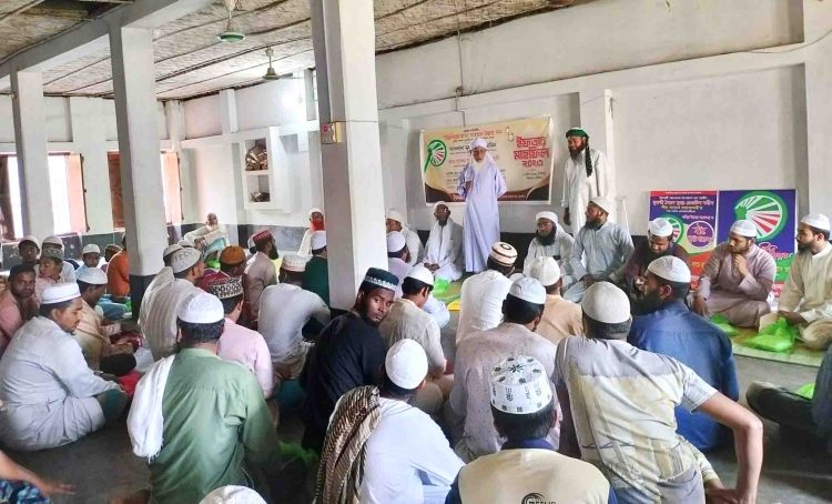 কাঠালিয়ায় ইসলামী যুব আন্দোলনের উদ্যোগে ইফতার মাহফিল অনুষ্ঠিত