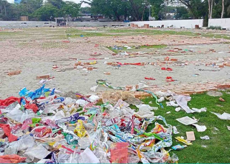 রুপসীবাংলা মেলা শেষে মাঠের হাল বেহাল