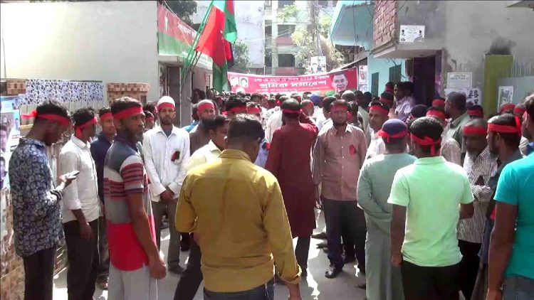 মে দিবসে ঝালকাঠিতে শ্রমিক দলের সমাবেশ