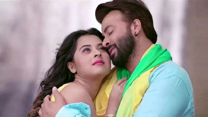 শাকিবকে নিয়ে বিস্ফোরক মন্তব্য বুবলীর