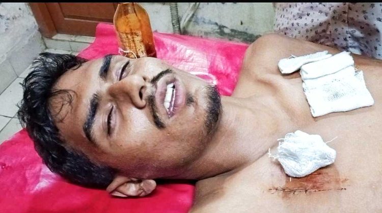 নলছিটিতে অ‌টো‌রিক্সার যাত্রীসে‌জে অভিনব কৌশলে টাকা ছিনতাই