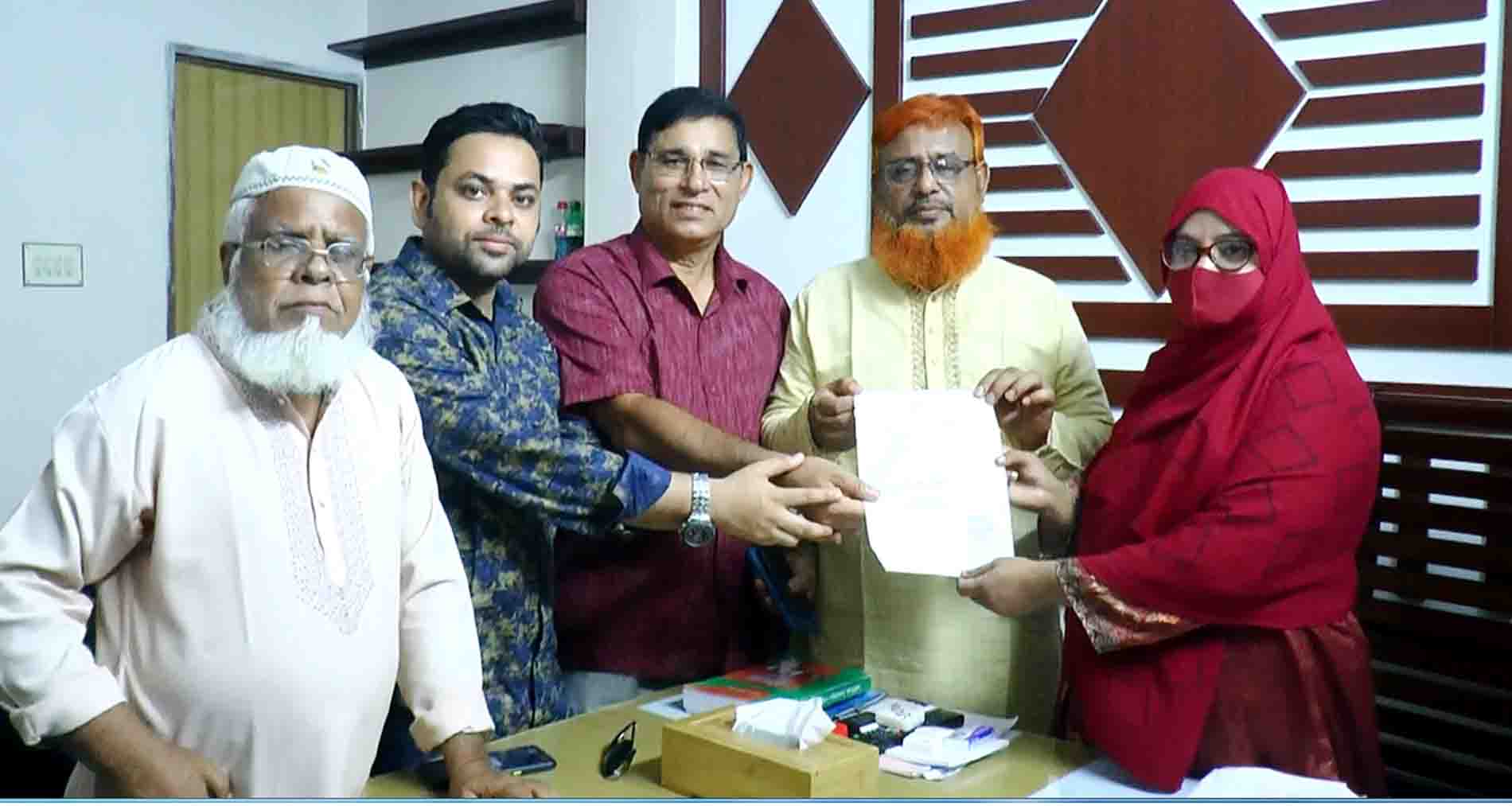 ঝালকাঠির পোনাবালিয়া ইউপি নির্বাচনে প্রার্থীদের মনোনয়ন জমাদান