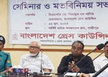 একজন সাংবাদিককে অবশ্যই গ্র্যাজুয়েট হওয়া উচিৎ: বিচারপতি নাসিম