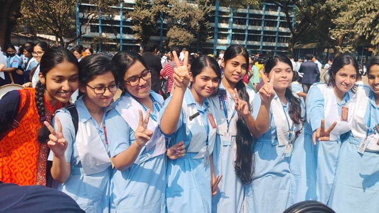 জিপিএ-৫ পেয়েছে ১ লাখ ৮৩ হাজার শিক্ষার্থী