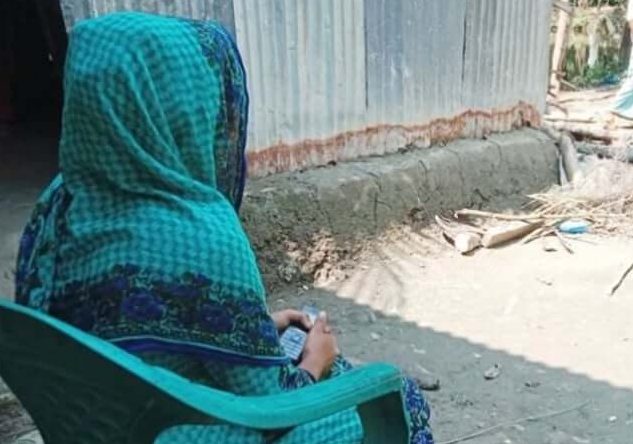 দুই সন্তান রেখে ভাবির অনশন দেবরের বাড়িতে