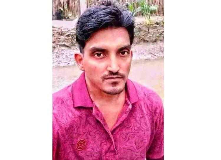 রাজাপুরে ঘরের সিঁড়িতে পরে ছিল ছাত্রদল সভাপতির মরদেহ, ভিজেছিলেন দীর্ঘসময় বৃষ্টিতে