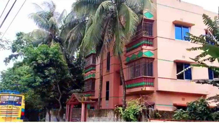 এসিল্যান্ডের বাসায় চুরি টাকা ও স্বর্ণালংকার নেওয়ার অভিযোগে মামলা