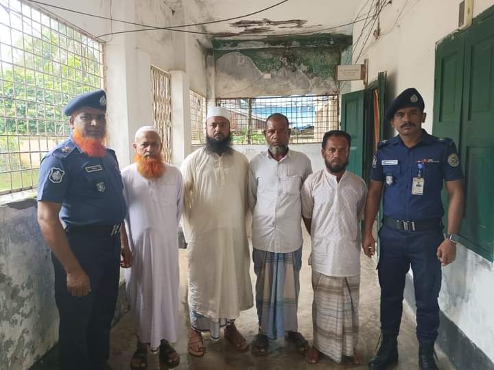 বামনায় পুলিশের অভিজানে গ্রেফতারী পরোয়ানাভুক্ত ০৪ জন আসামী আটক