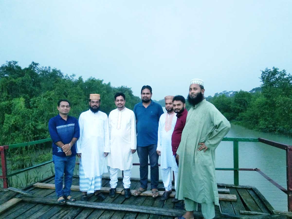 বৃষ্টি স্নাত সন্ধ্যা কাঠালিয়া ছৈলারচর ভাসমান পর্যটন কেন্দ্র