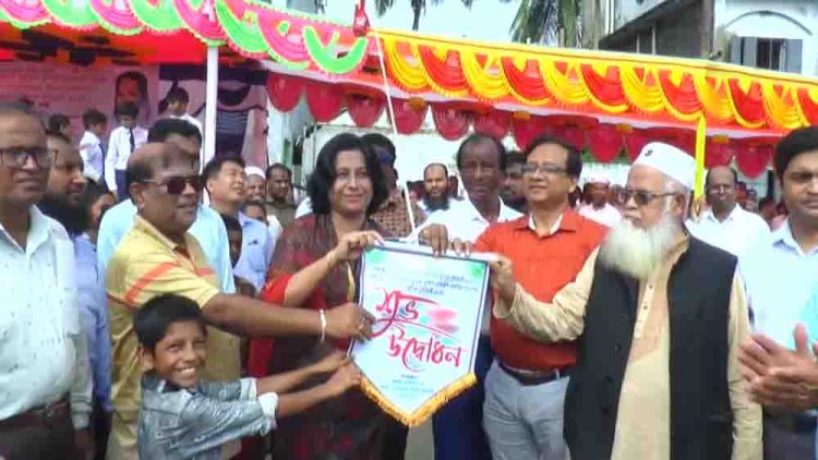 ঝালকাঠিতে বঙ্গবন্ধু ও বঙ্গমাতা প্রাথমিক গোল্ডকাপ ফুটবল টুর্নামেন্ট শুরু