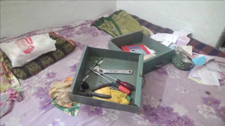 ঝালকাঠিতে এক বাড়িতে দুঃসাহসিক চুরি ছয় ভরি স্বর্ণালংকার ও নগদ টাকা লুট