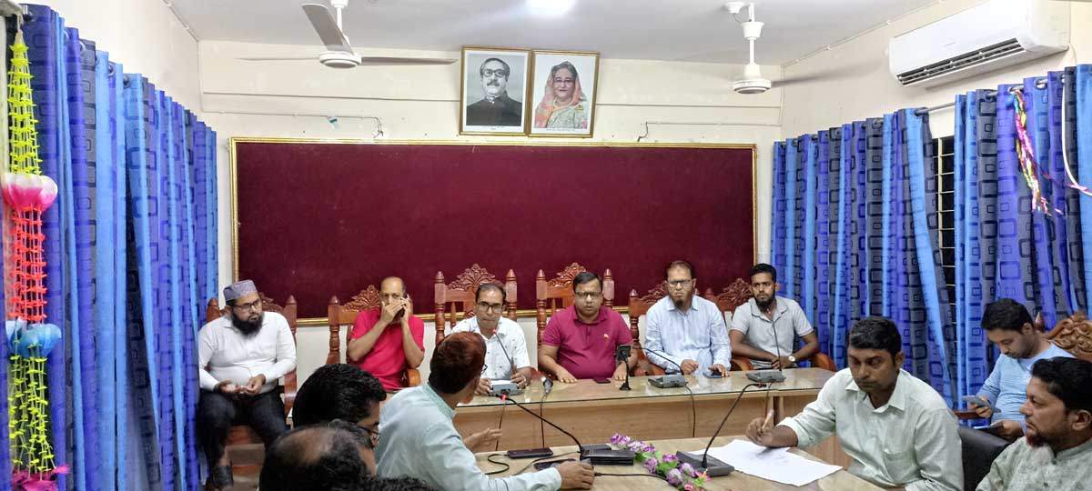 কাঠালিয়ায় ঘূর্ণিঝড় ‘হামুন’ মোকাবেলা ও ক্ষয়-ক্ষতি কমানোর জন্য ব্যাপক প্রস্তুতি গ্রহণ