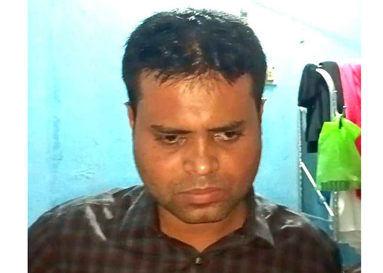 লেকচার পাবলিকেশন্সের বিত্রুয় প্রতিনিধি রাজাপুরে প্রেমের সর্ম্পক বিয়ের প্রলোভনে যুবতীকে ধর্ষণ আসামী গ্রেপ্তার