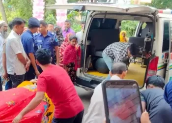 মদ খেয়ে সপরিবার ঘুম, মৃত্যু ২ তরুণীর