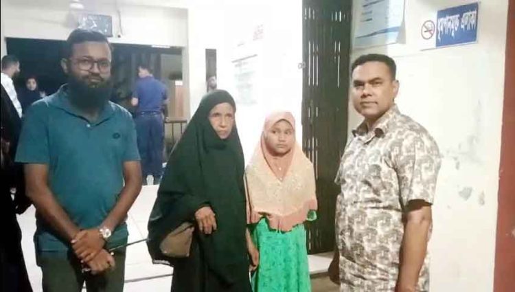 ঝালকাঠিতে নিখোঁজ হওয়া শিশুকে পরিবারের কাছে ফিরিয়ে দিল পুলিশ