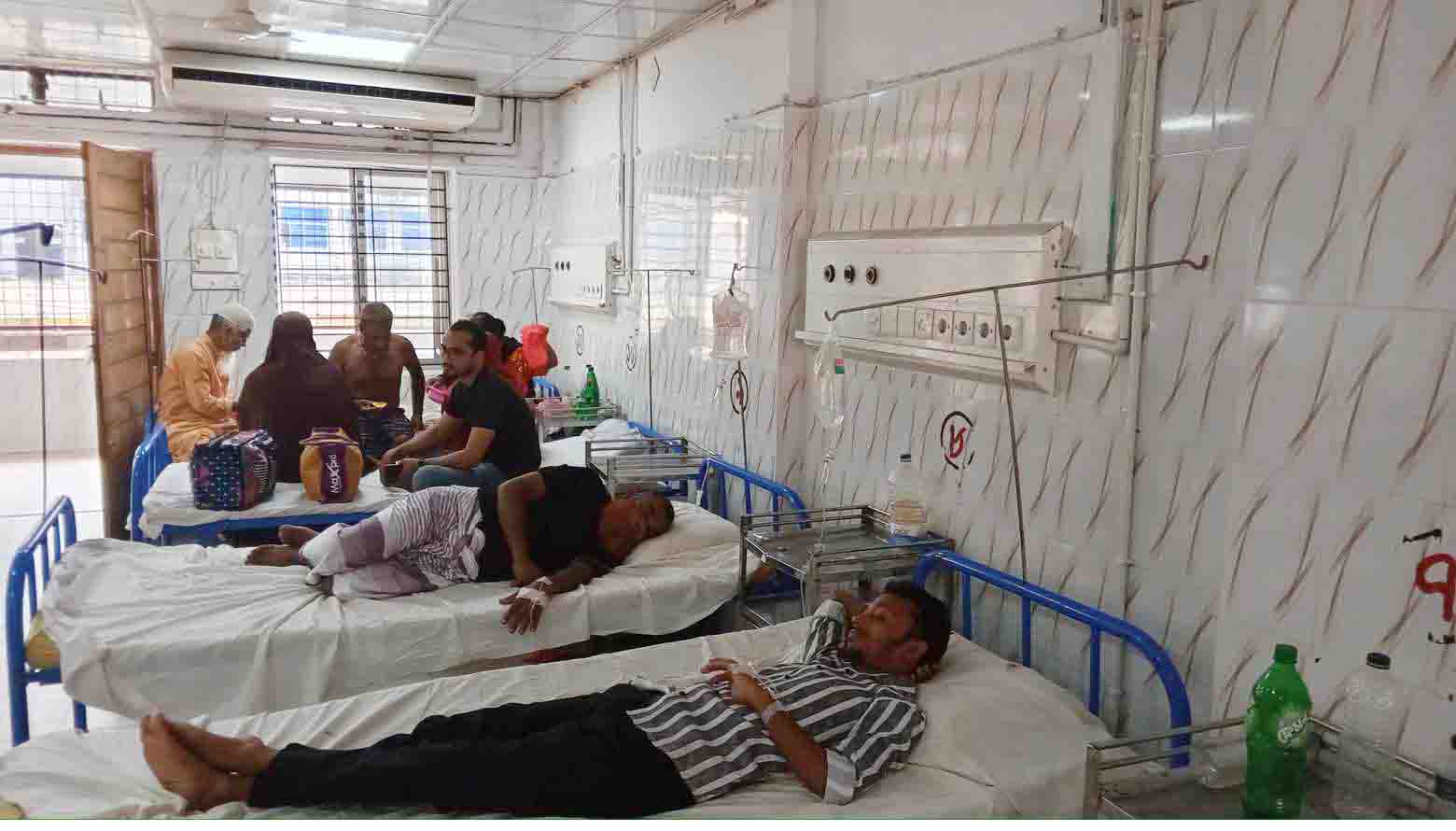 ঝালকাঠি জেলায় ডেঙ্গু সংক্রমন অব্যাহত থাকায় জেলা ঝুঁকিতে