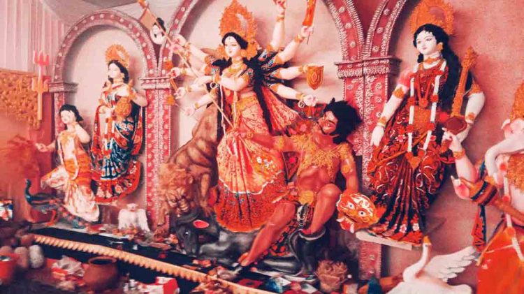 ঝালকাঠিতে মহানবমীতে হিন্দু সম্প্রদায়ের সর্বাধিক মানুষ দূর্গা দেবীর দর্শন করবেন