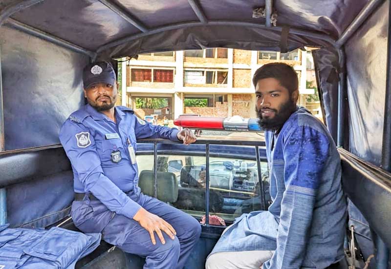ঝালকাঠি শিবিরের সাধারণ সম্পাদক গ্রেফতার