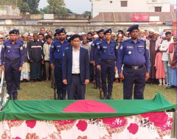 বামনায় বীর মুক্তিযোদ্ধাকে রাষ্ট্রীয় মর্যাদায় দাফন