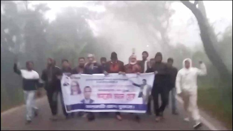 ঝালকাঠিতে অবরোধের পক্ষে যুবদলের ঝটিকা মিছিল