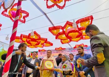 বামনায় সংসদ সদস্য সুলতানা নাদিরা এমপিকে সংবর্ধনা প্রদান