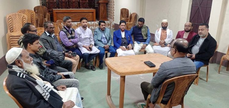 কাঠালিয়ার সাংবাদিকদের সাথে তরুন সিকদারের মতবিনিময়