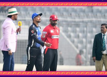 টস জিতলেন তামিম, সাকিবরা ব্যাটিংয়ে