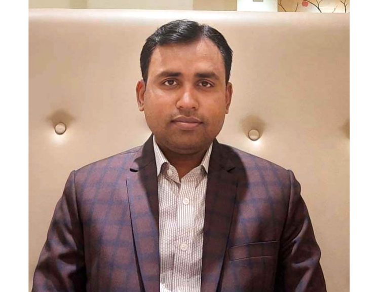 বামনায় সড়ক দূর্ঘটনায় প্রভাষক নিহত
