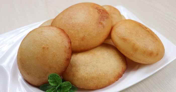 খুব সহজে বানিয়ে ফেলুন তেলের পিঠা