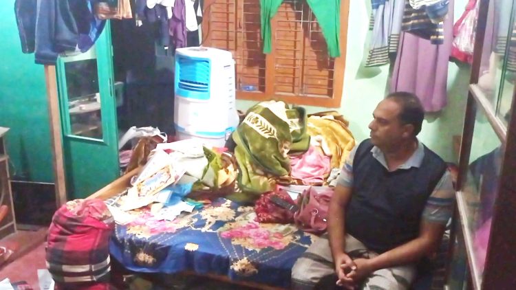 কাঠালিয়ায় প্রবাসীর বাড়িতে দুর্ধর্ষ ডাকাতি, নারীসহ আহত-৩ জন
