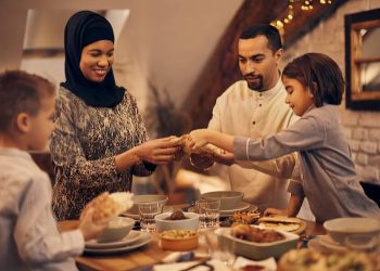 সুস্থ থাকতে ইফতারে যা খাওয়া উচিত