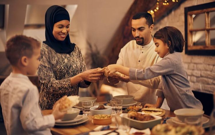 সুস্থ থাকতে ইফতারে যা খাওয়া উচিত