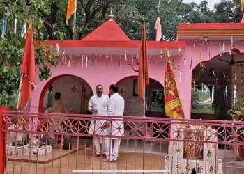 মন্দিরের রাস্তার জন্য কোটি টাকার জমি দান করেছেন মুসলিমরা