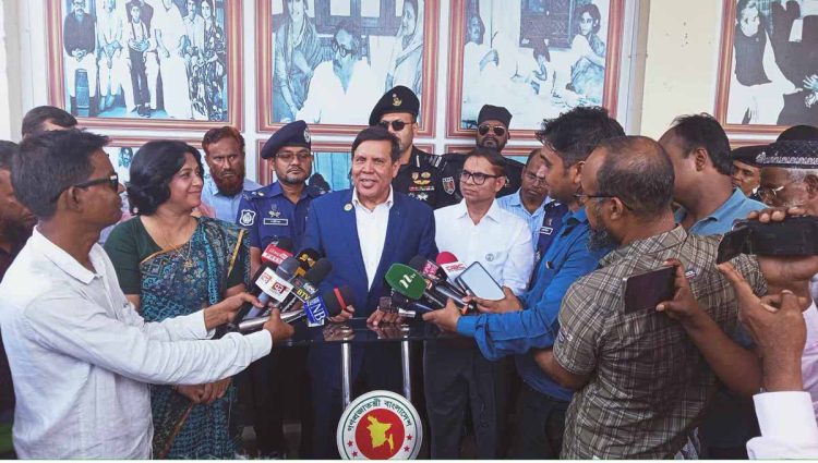 “উপজেলা নির্বাচনে কালো টাকা ও পেশি শক্তির ব্যাবহার দেখলে কেন্দ্র বন্ধ করে দেয়া হবে” নির্বাচন কমিশনার