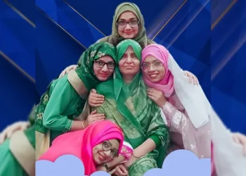 বাড়ি বিক্রি করে ৪ মেয়েকে ডাক্তার বানিয়েছেন মোমেনা