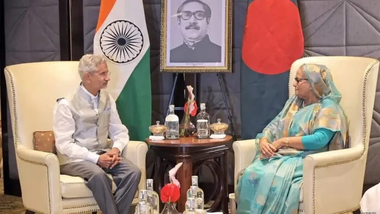 প্রধানমন্ত্রী শেখ হাসিনার সঙ্গে জয়শঙ্করের সাক্ষাৎ