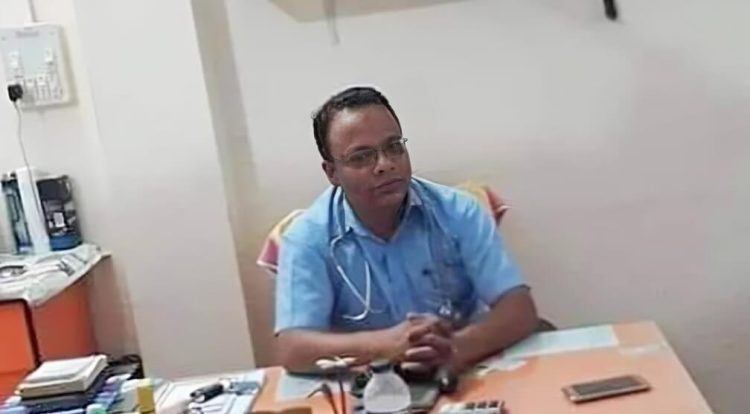 চেম্বারে কলেজছাত্রীকে অচেতন করে ধর্ষণ