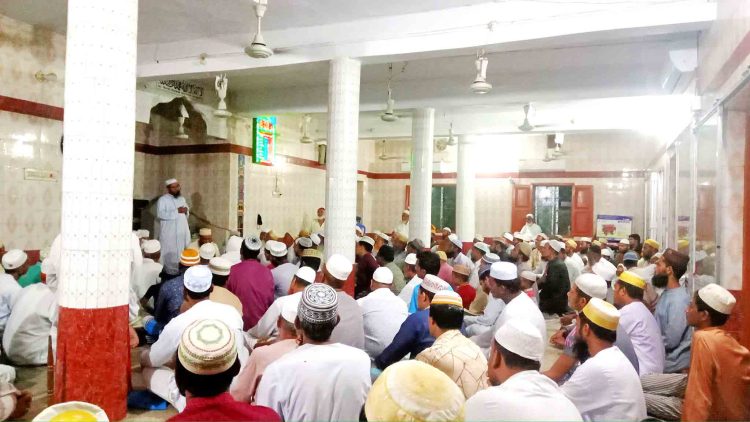 কাঠালিয়ায় ছারছীনা পীর সাহেব হুজুরের সুস্থতা কামনায় দোয়া মোনাজাত