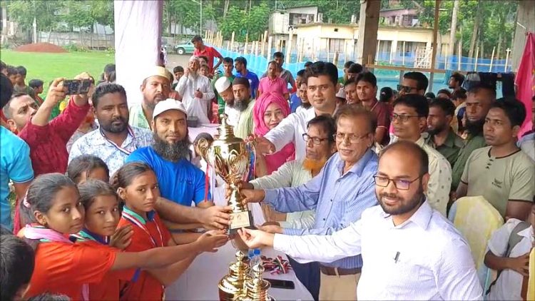 ঝালকাঠিতে বঙ্গবন্ধু ও বঙ্গমাতা গোল্ডকাপ ফুটবল টুর্নামেন্ট ফাইনাল খেলা অনুষ্ঠিত