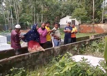 রাজাপুরে নিহত অজ্ঞাত যুবকের মরদেহ নেত্রোকোনা জেলার মাইক্রো চালক জহির উদ্দিনের, মাইক্রোবাসটি উদ্ধার
